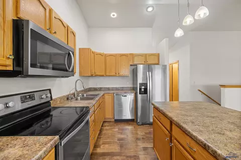 Kitchen - 2165 Conifer Loop, Belle Fourche, SD 57717 photo 2 of 3