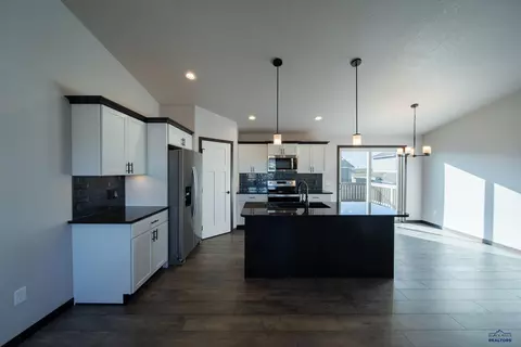 193 Dorchester Ave, Box Elder, SD 57719 photo 7
