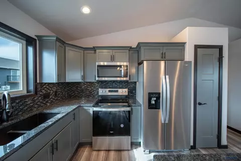 197 Dorchester Ave, Box Elder, SD 57719 photo 9