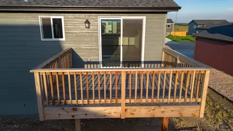 197 Dorchester Ave, Box Elder, SD 57719 photo 4