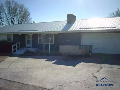 2703 Garden Ln, Rapid City, SD 57702