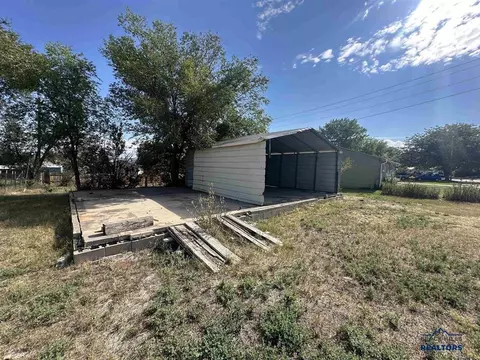 1006 E St, Edgemont, SD 57735 photo 4