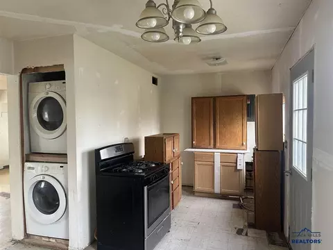 1006 E St, Edgemont, SD 57735 photo 8