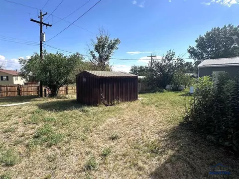 1006 E St, Edgemont, SD 57735 photo 3
