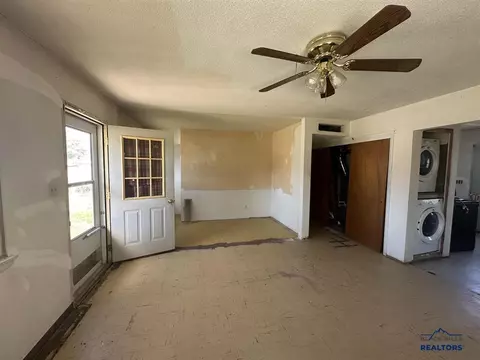 1006 E St, Edgemont, SD 57735 photo 7