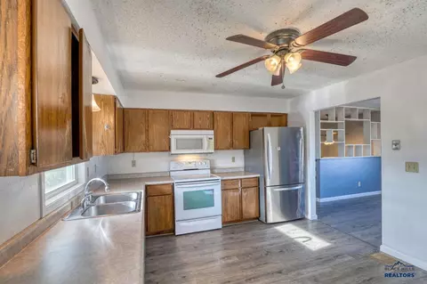 529 Bluebird Dr, Box Elder, SD 57719 photo 15