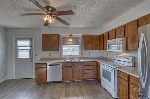 529 Bluebird Dr, Box Elder, SD 57719 photo 16