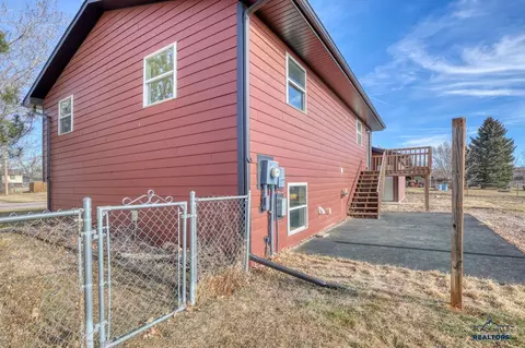 529 Bluebird Dr, Box Elder, SD 57719 photo 6