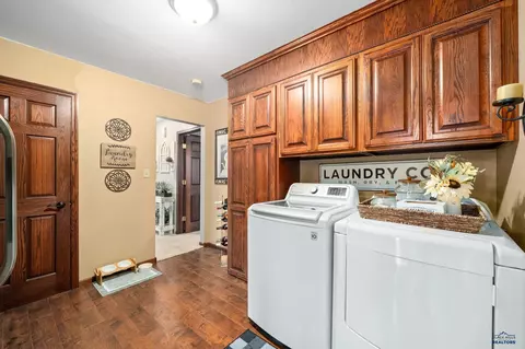 504 E 2nd, Plankinton, SD 57368 photo 25