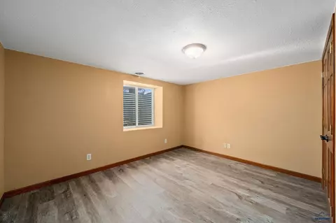 504 E 2nd, Plankinton, SD 57368 photo 32
