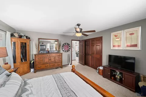 504 E 2nd, Plankinton, SD 57368 photo 9