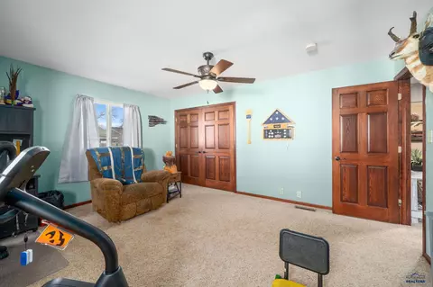 504 E 2nd, Plankinton, SD 57368 photo 14