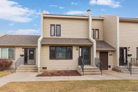 340 44th #9B, Rapid City, SD 57702