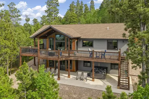 6621 Green Mountain Ct, Spearfish, SD 57783