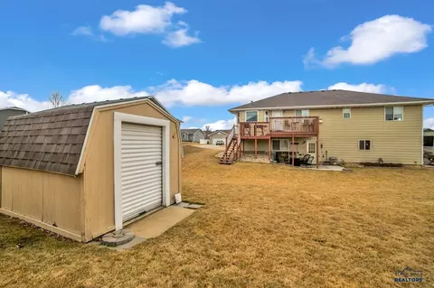 Exterior - 7205 Manchester, Summerset, SD 57718 photo 3 of 7