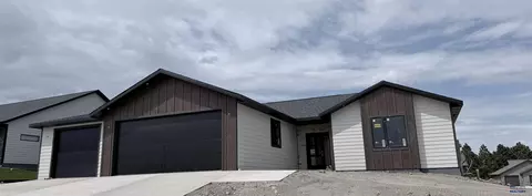 3522 Taylor Made Dr, Rapid City, SD 57703