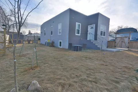 521 E New York, Rapid City, SD 57701