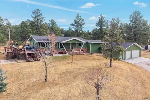 23791 Golden Hills Dr, Rapid City, SD 57702