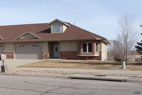 229 Enchantment Rd, Rapid City, SD 57701