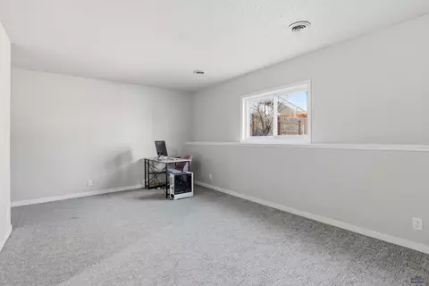 1107 Range View Cir, Rapid City, SD 57701 photo 23