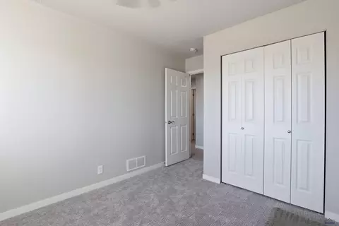 1107 Range View Cir, Rapid City, SD 57701 photo 21