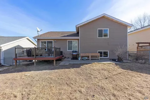 1107 Range View Cir, Rapid City, SD 57701 photo 32