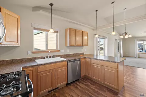 6800 Mulberry Dr, Summerset, SD 57718 photo 9