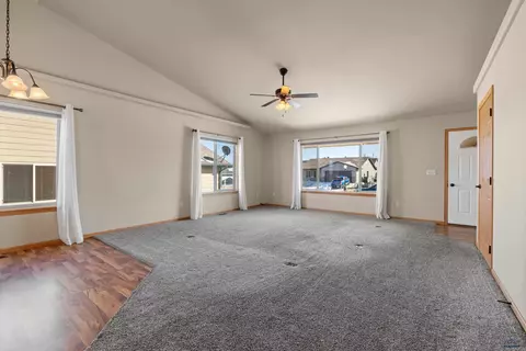 6800 Mulberry Dr, Summerset, SD 57718 photo 2