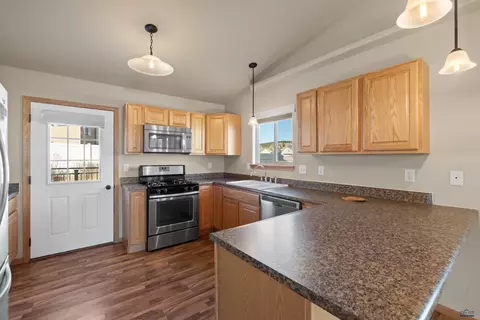 6800 Mulberry Dr, Summerset, SD 57718 photo 8