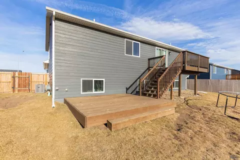 Exterior - 565 Antietam Dr, Box Elder, SD 57719 photo 7 of 7