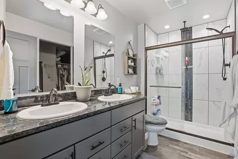 Bath - 565 Antietam Dr, Box Elder, SD 57719 photo 1 of 3