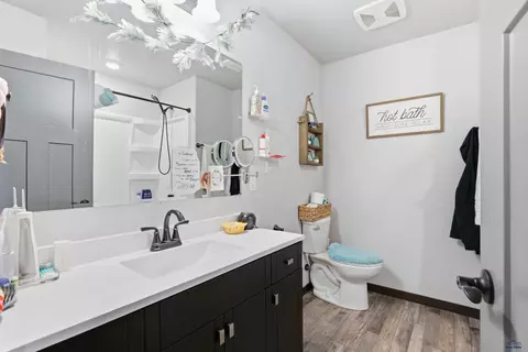 Bath - 565 Antietam Dr, Box Elder, SD 57719 photo 3 of 3