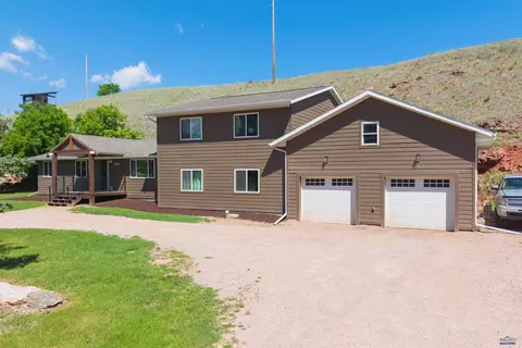 4950 Whispering Pines Dr, Rapid City, SD 57702