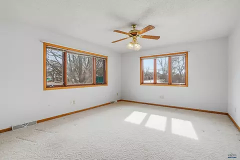 Bedroom - 611 Glenn St, Wall, SD 57790 photo 1 of 10