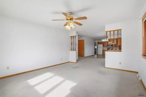 Living - 611 Glenn St, Wall, SD 57790 photo 2 of 3
