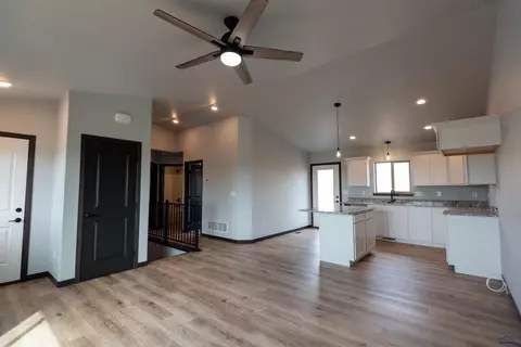 21872 Antelope Creek Rd #LOT 8, Box Elder, SD 57719 photo 4