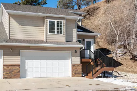 6 Calamity Ln, Deadwood, SD 57732