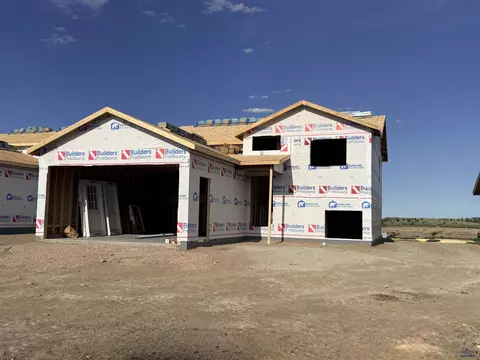 4058 Mcintosh Ln, Rapid City, SD 57703