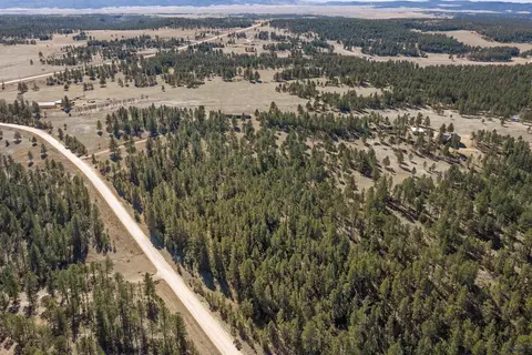 View/Area - 11981 Mountain Lion Ln, Hot Springs, SD 57747 photo 4 of 5