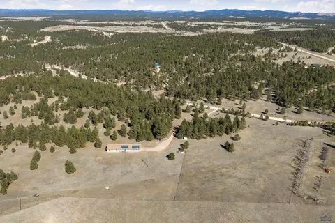 View/Area - 11981 Mountain Lion Ln, Hot Springs, SD 57747 photo 1 of 5
