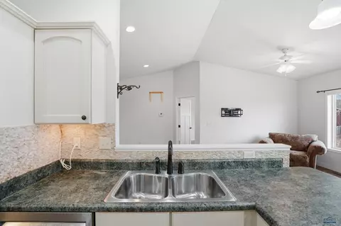 6908 Emerald Heights Rd, Summerset, SD 57718 photo 14