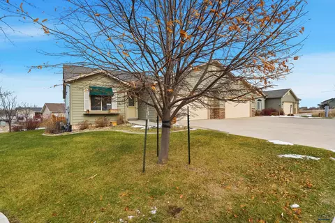 6908 Emerald Heights Rd, Summerset, SD 57718 photo 2