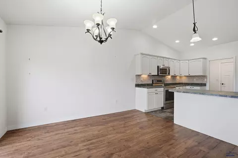 6908 Emerald Heights Rd, Summerset, SD 57718 photo 17