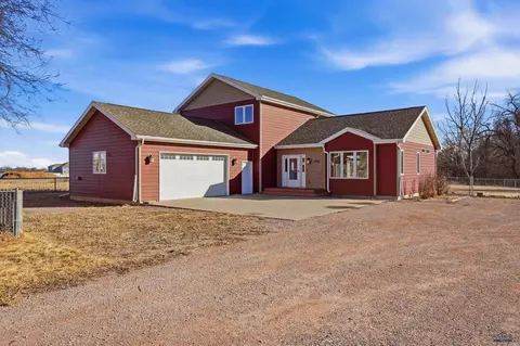 2925 Orchard Ln, Rapid City, SD 57703