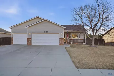 14923 Glenwood Dr, Summerset, SD 57718