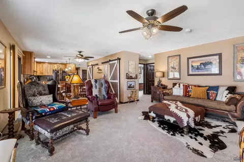 1833 Wood Lily Ln, Custer, SD 57730 photo 8