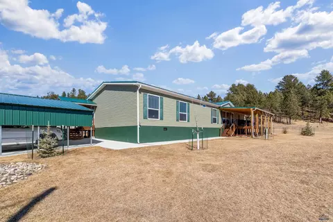 1833 Wood Lily Ln, Custer, SD 57730