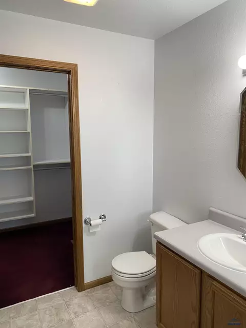 Bath - 20324 Avalanche Rd, Sturgis, SD 57785 photo 1 of 4