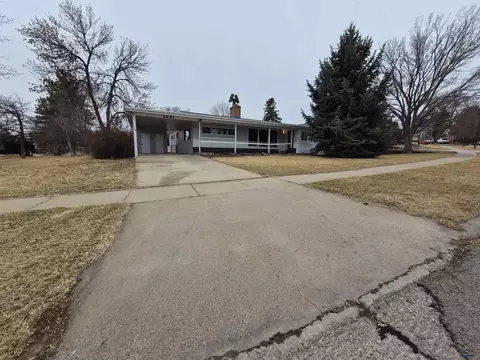 4821 Capital, Rapid City, SD 57702
