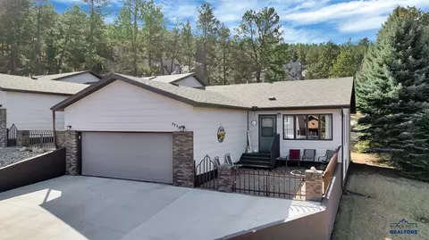 3732 Serendipity Ln, Rapid City, SD 57702